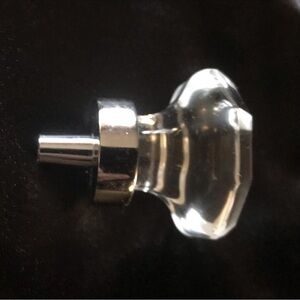 TOP KNOBS TK128PC CLEAR OCTAGON CRYSTAL KNOB 1 1/8" w/ POLISHED CHROME BASE